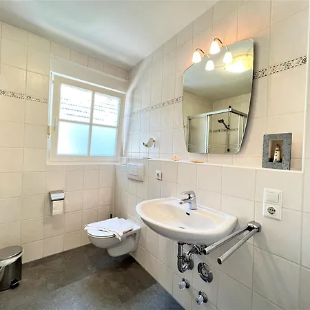 Apartmenthaus Am Nordseestrand Whg 7, An Der Rennweide 1b, 70qm Dangast